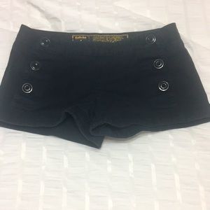 Aritzia black shorts, size 4. Worn a lot but amazing condition.